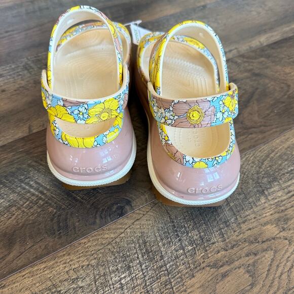 Like New CROCS Mega Crush Platform Sandal in Retro Floral (M4/W6) - Picture 7 of 8